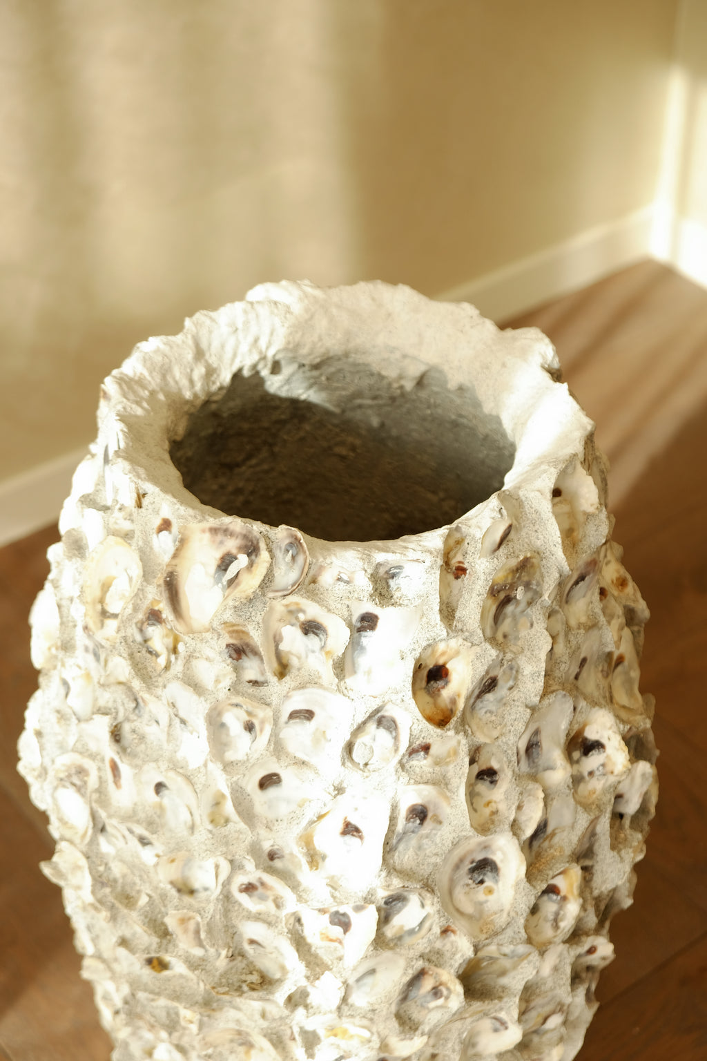 Oyster Shell Pot Tall shell finish