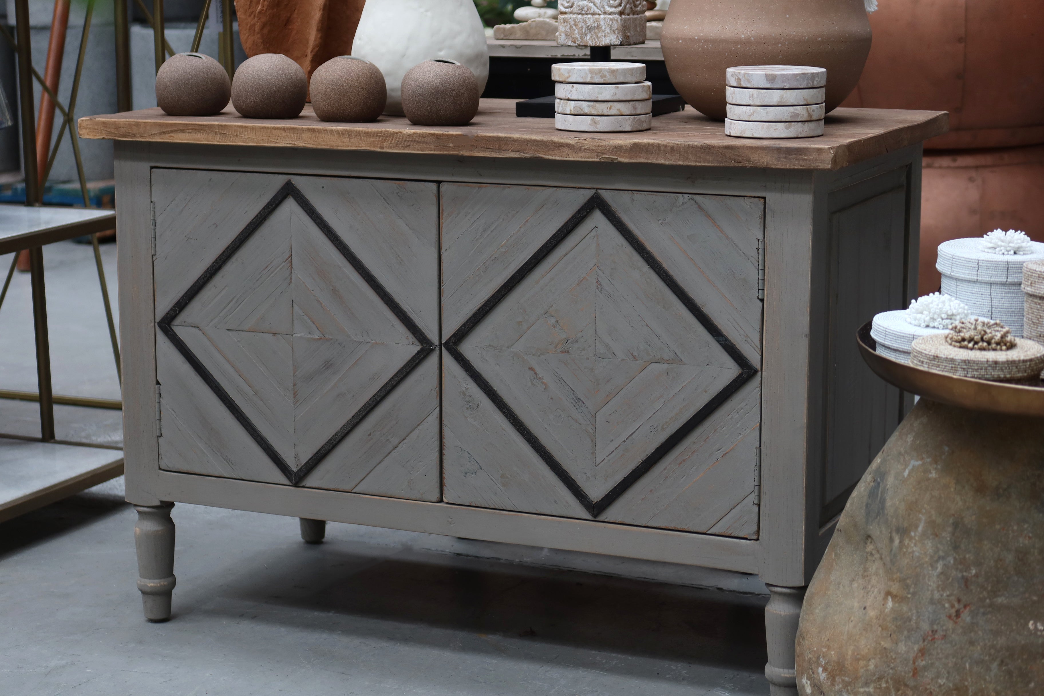Bench Storage Short
