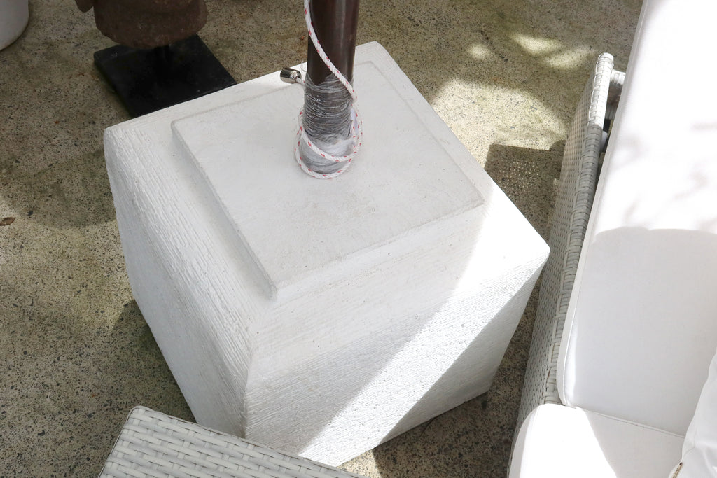 Umbrella Stand Concrete White