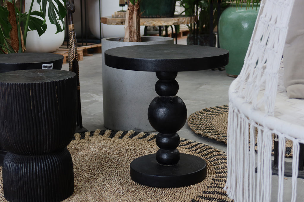 Funky Stump Ebony Ball Leg