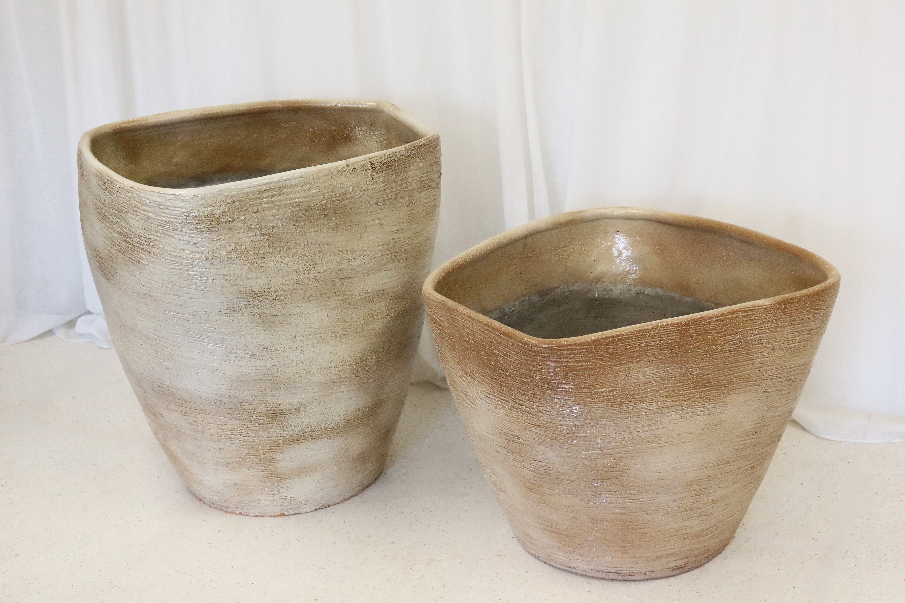 Pot Trapezium Glazed Terracotta Sandstone