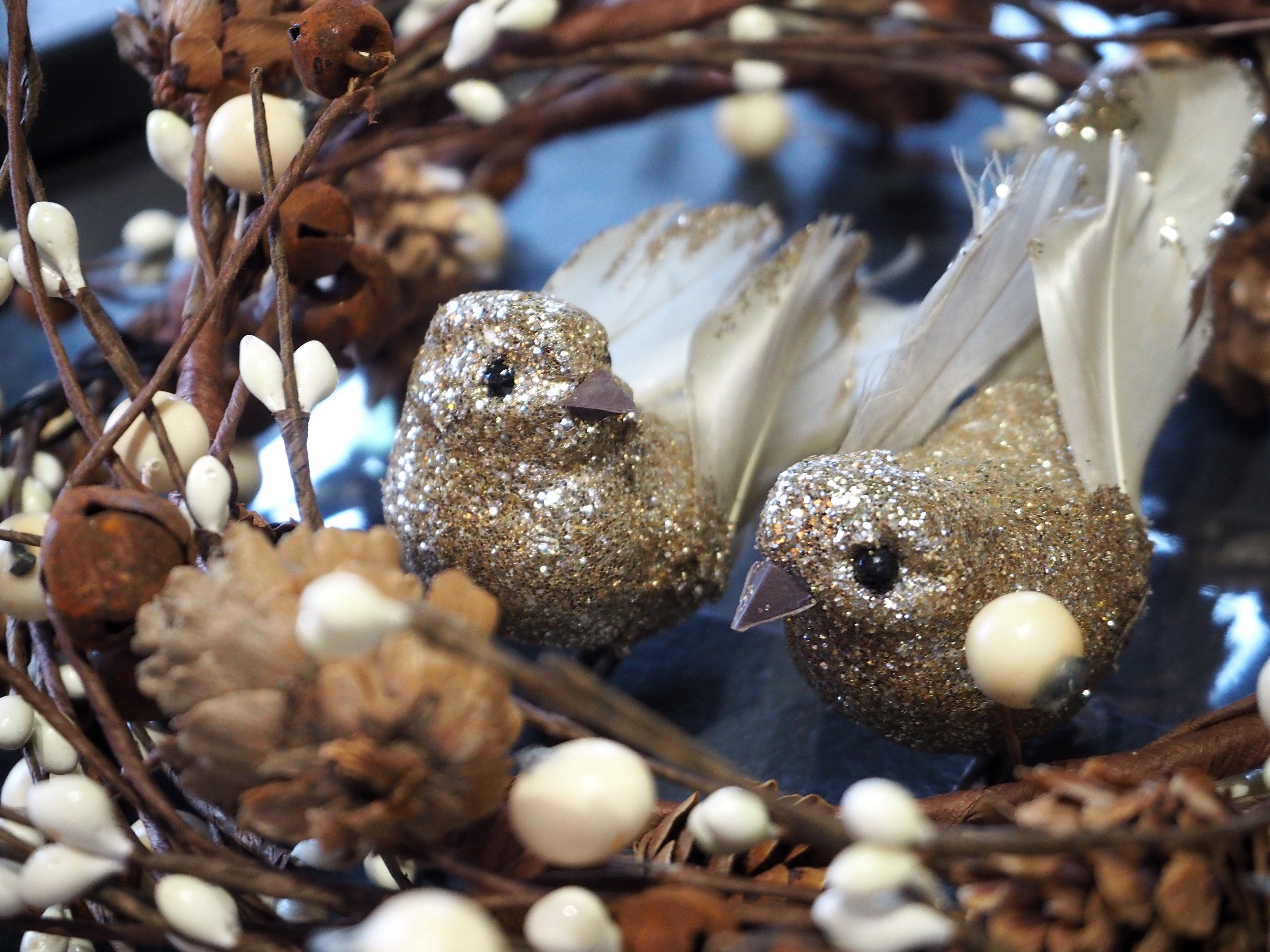 Jasper Birds Champagne with Ivory tail