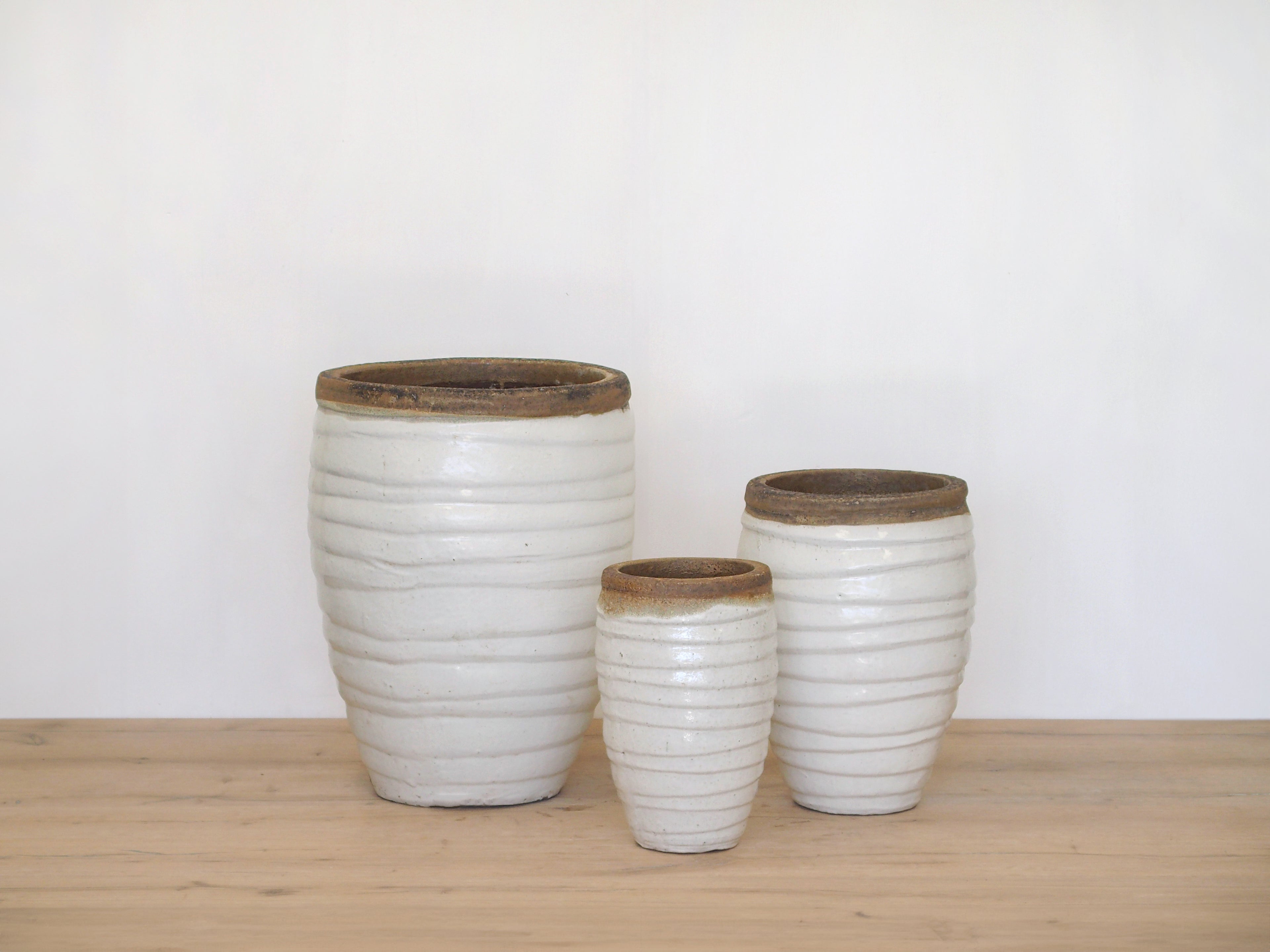 Pot White Rings