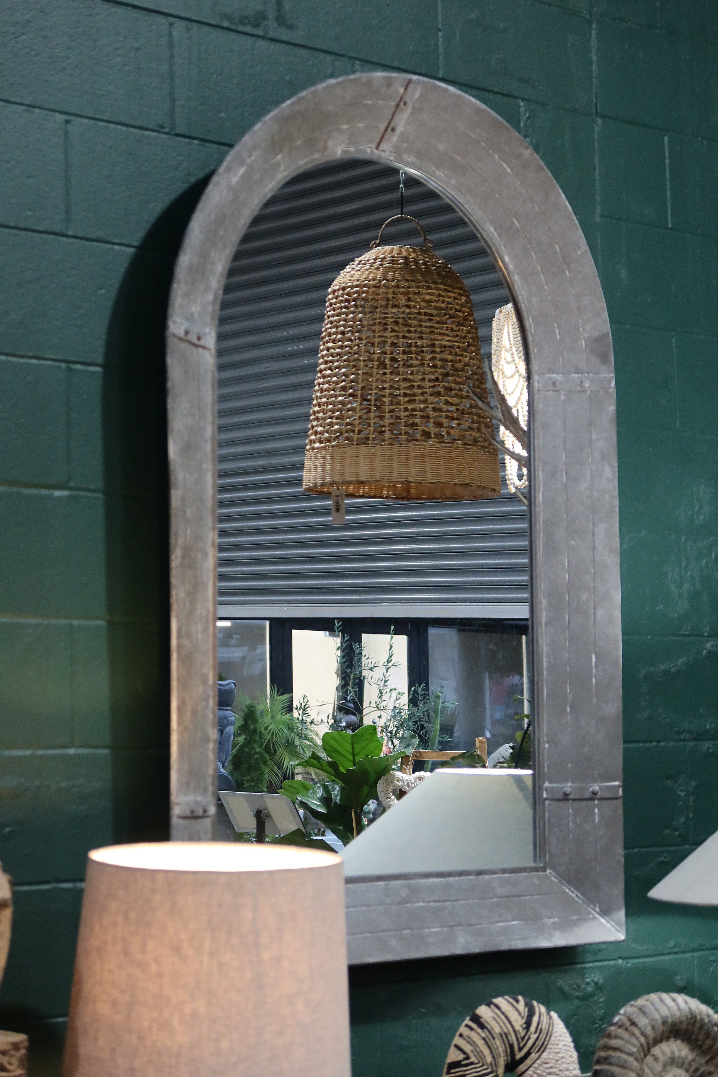 MIRROR Arched Metal