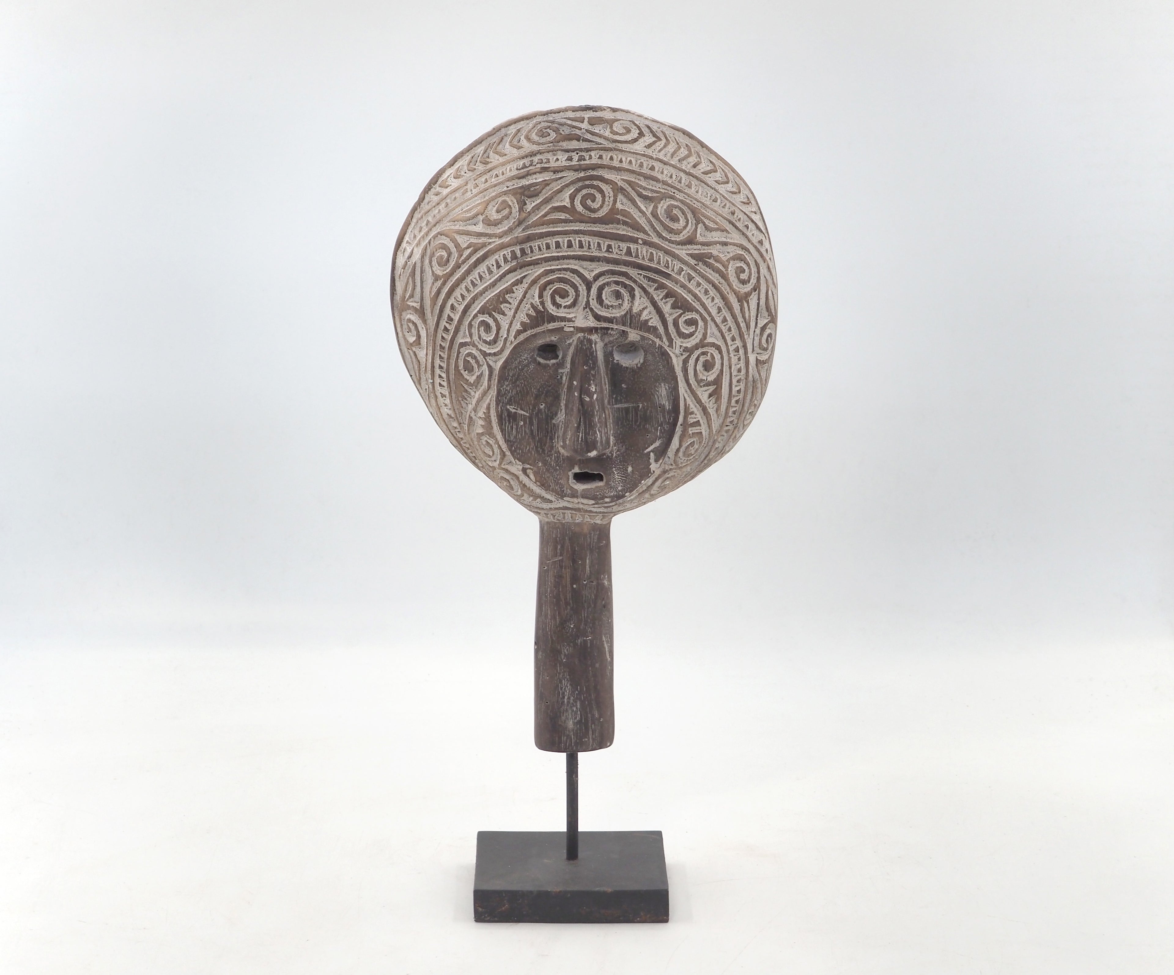 Mask Timor on Stand