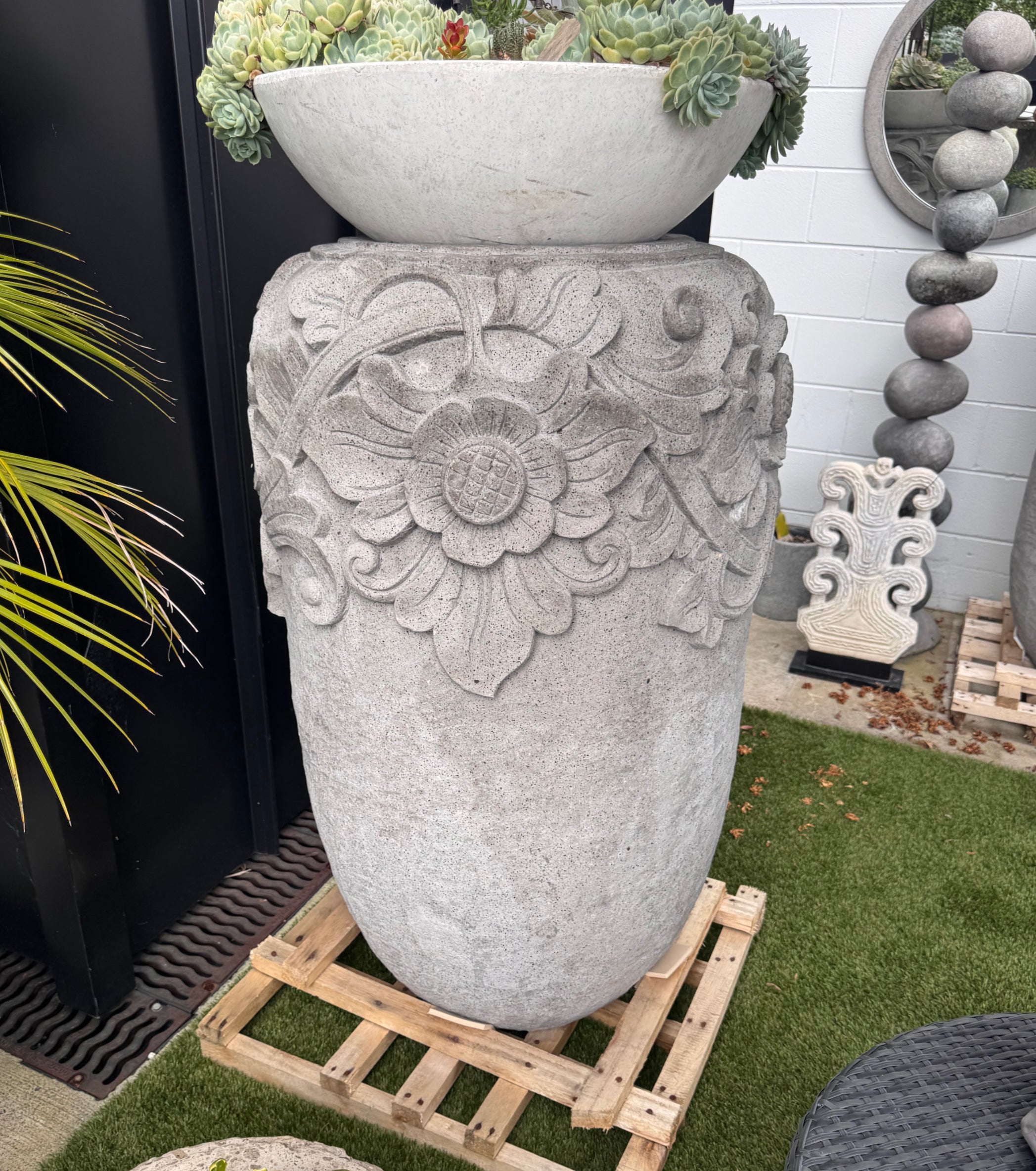 Pot Full Carving 1100mm