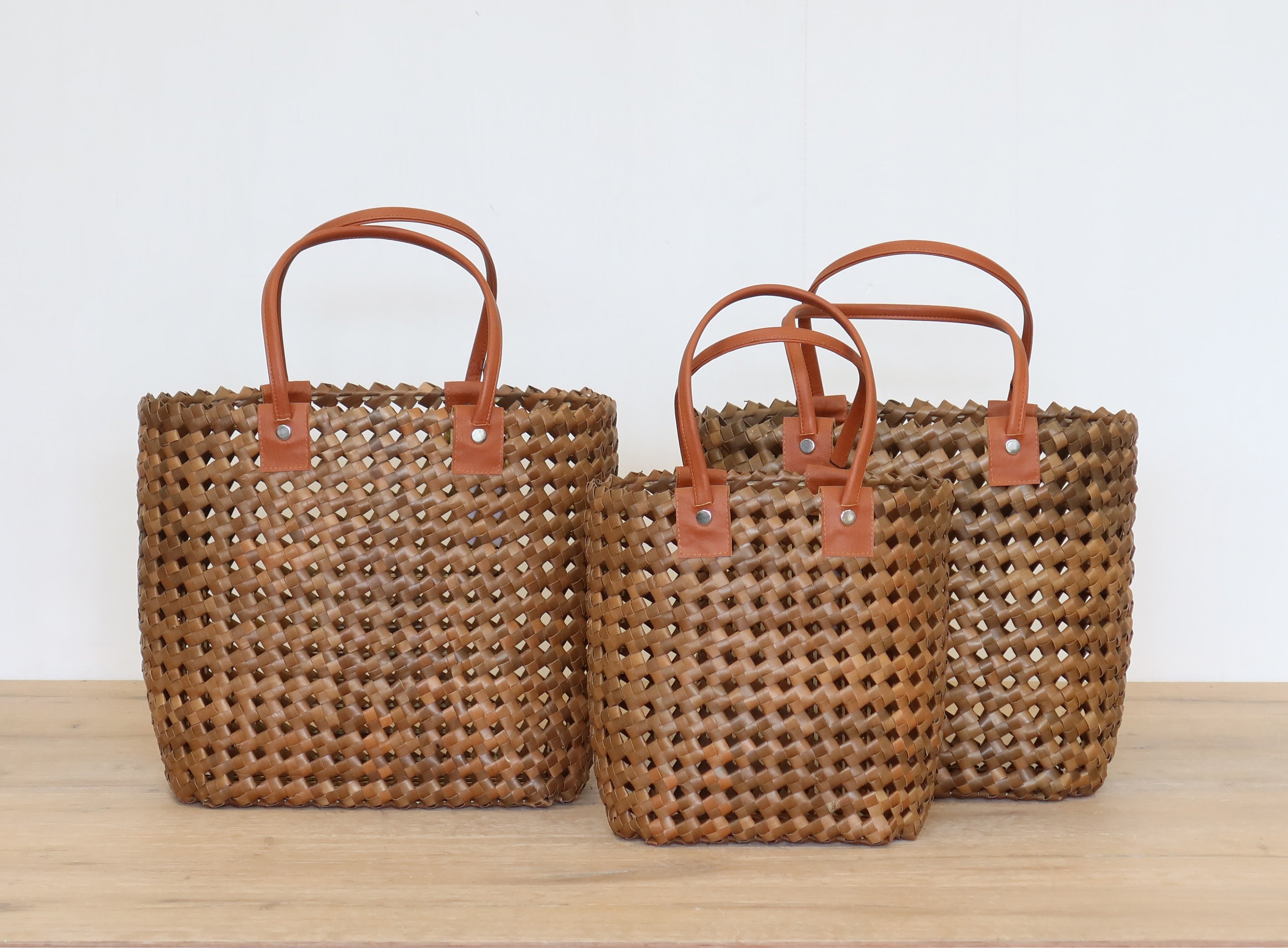 Handbag Woven Brown