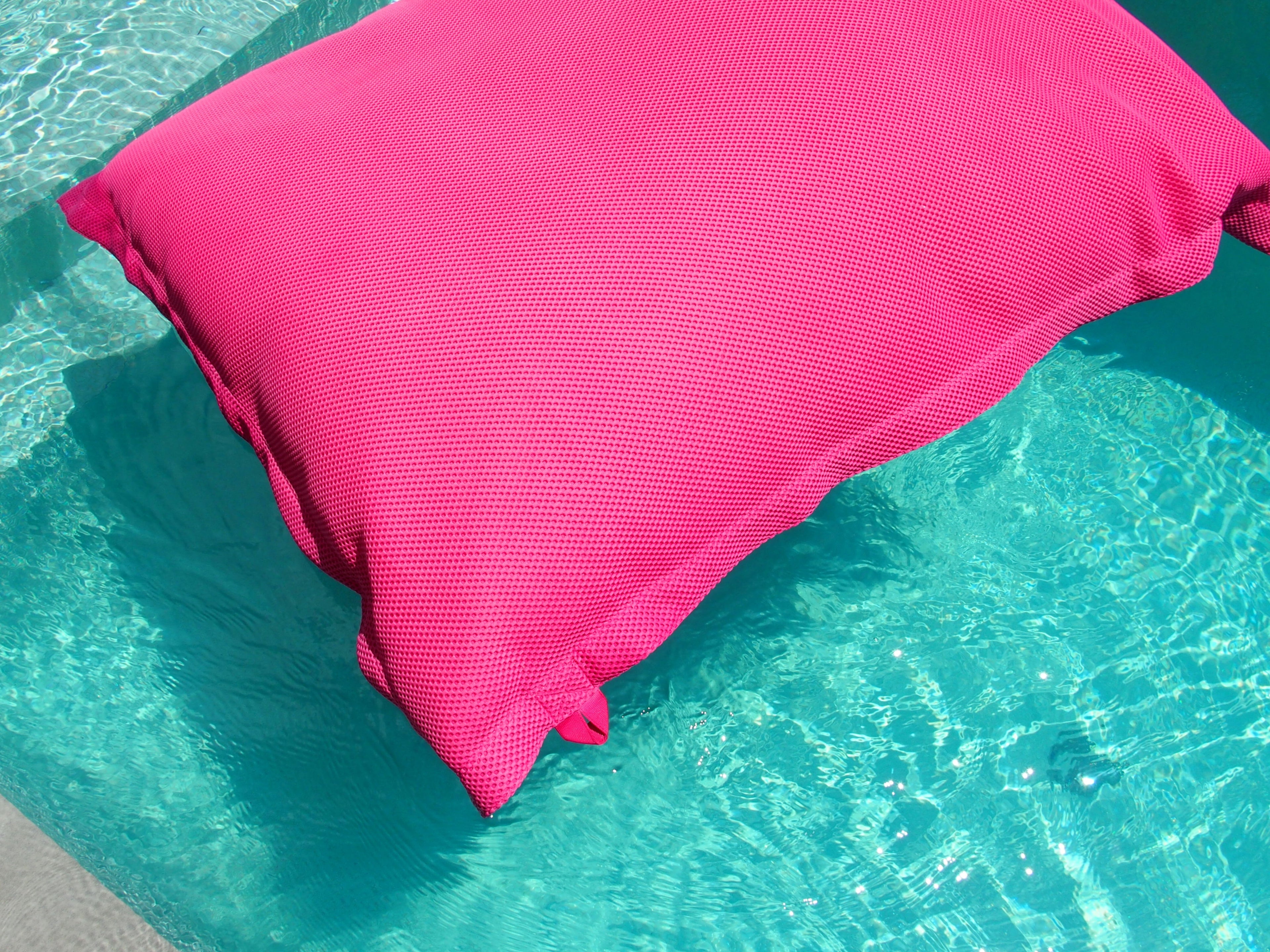 Beanbag Big Mama Floating