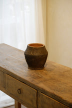 Petro Urn – Vicolo Noir
