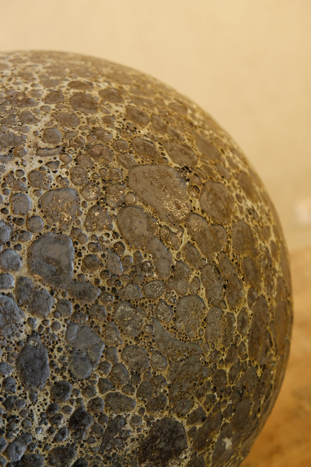 Angkor Sphere – Fossil Grey