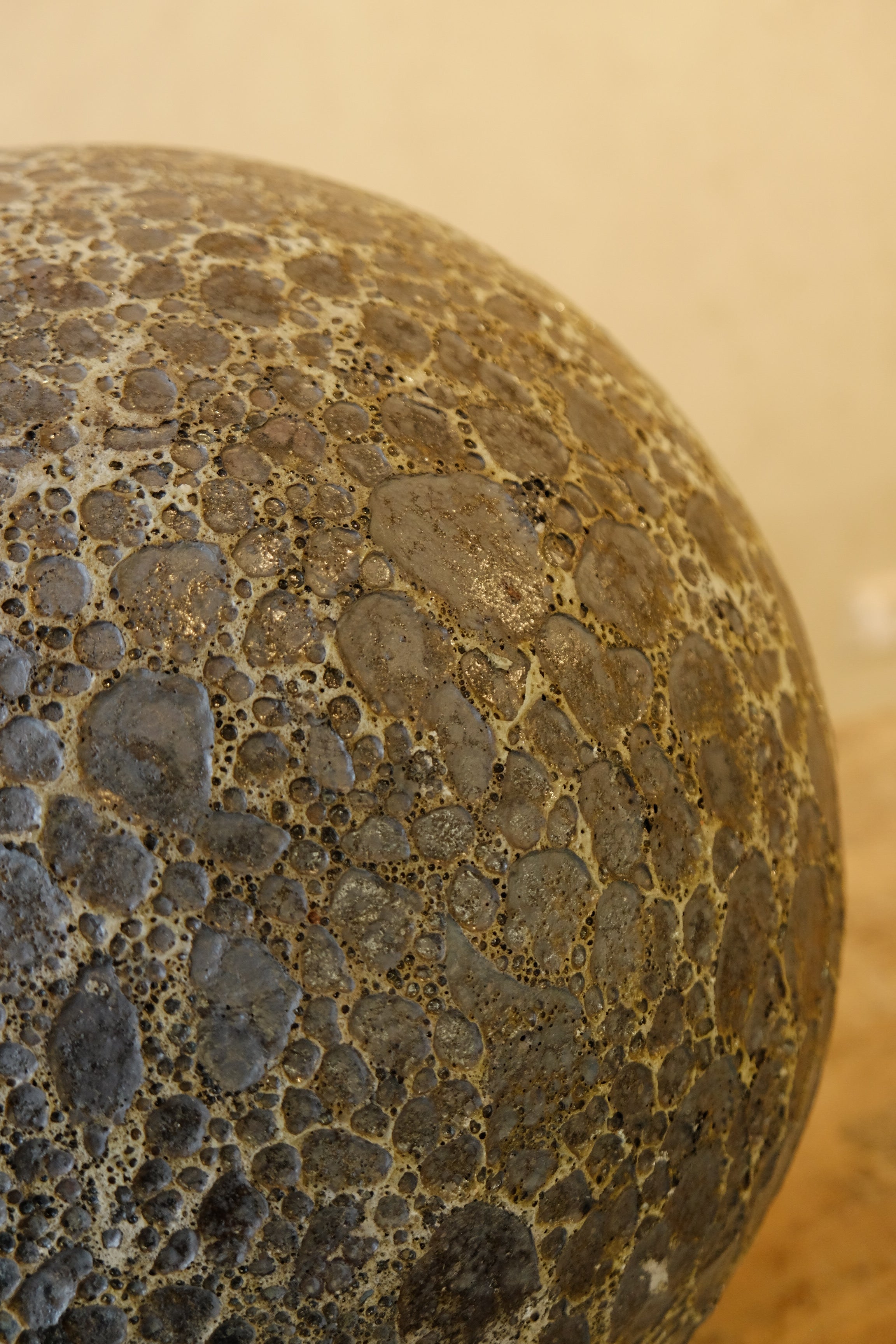 Angkor Sphere – Fossil Grey