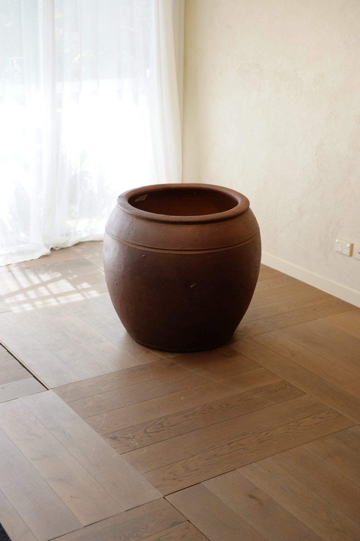 MAI Pot
