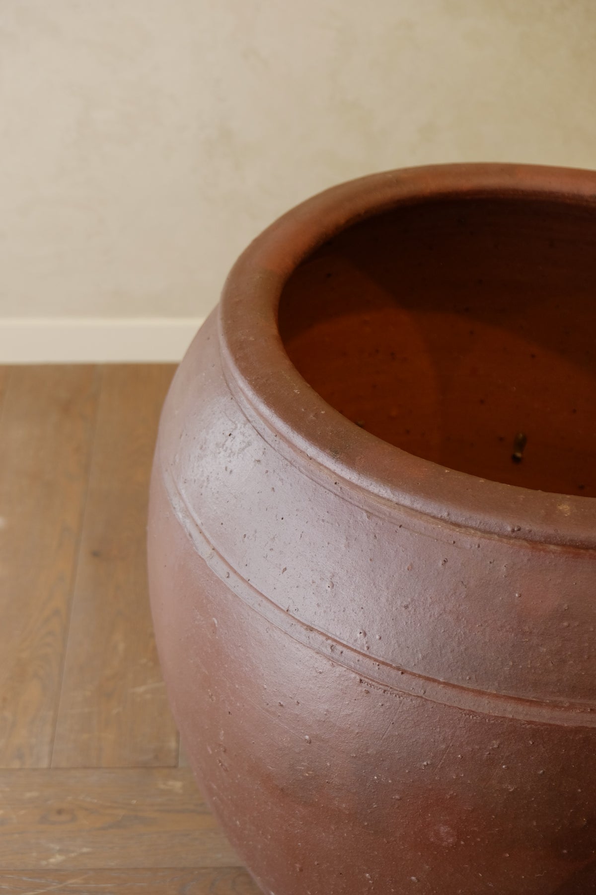 MAI Pot