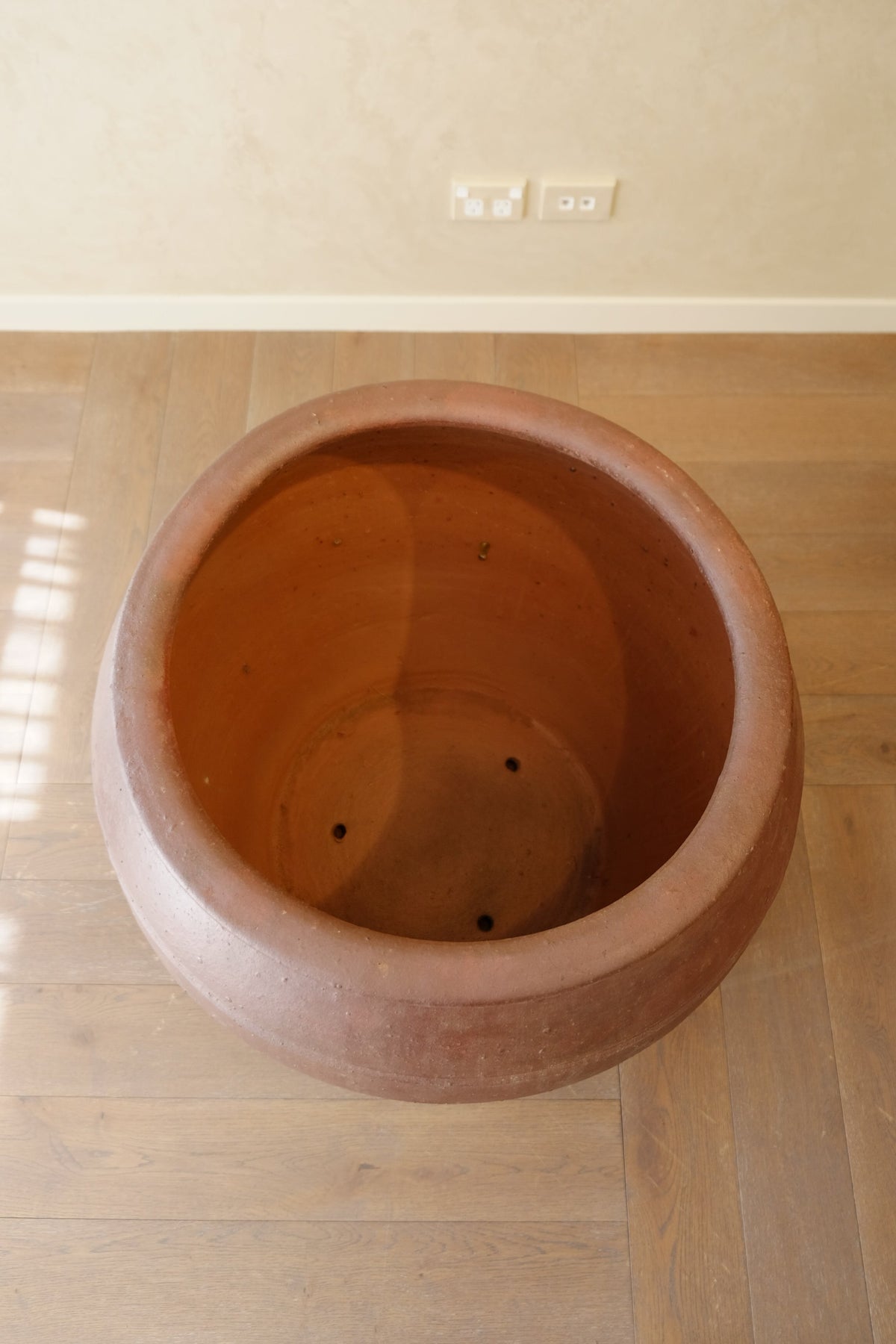 MAI Pot