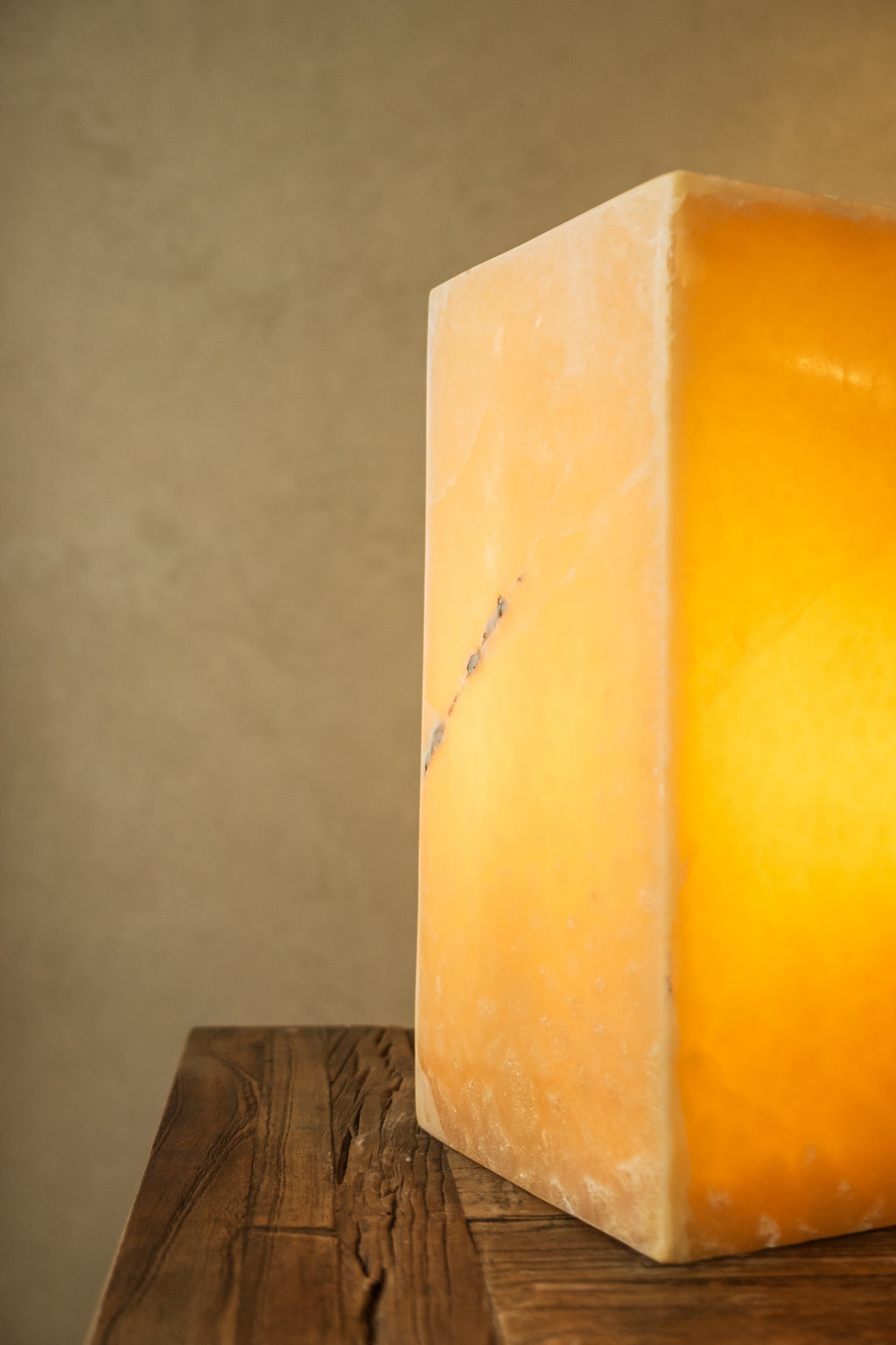 Onyx Square Lamp