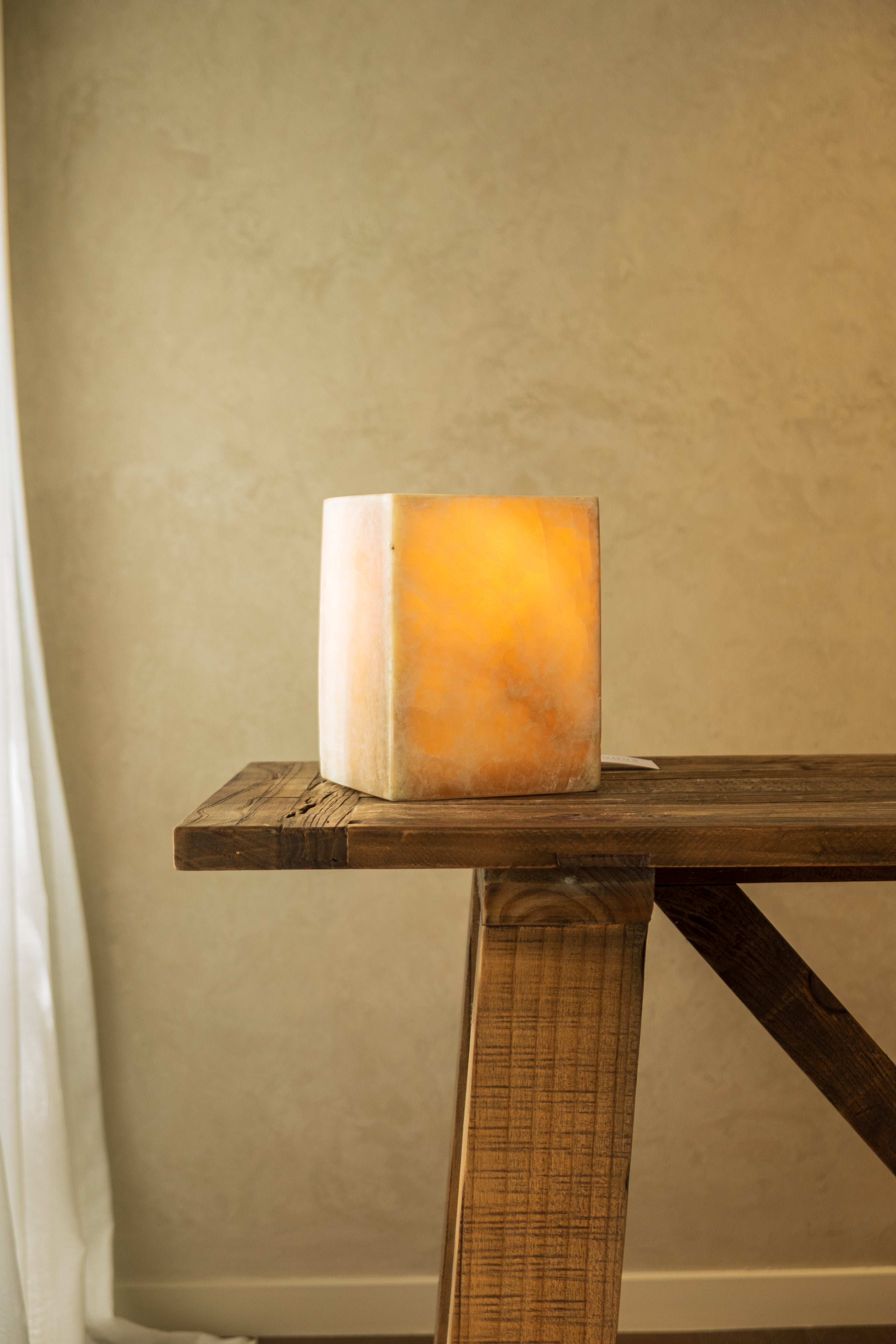 Onyx Square Lamp