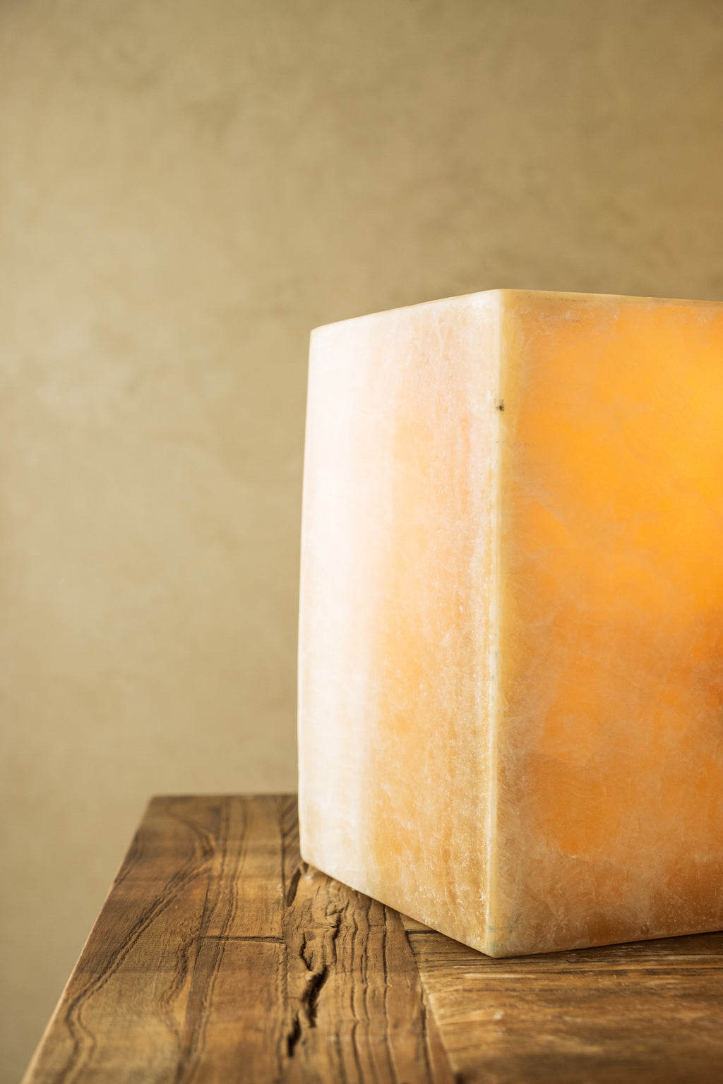Onyx Square Lamp
