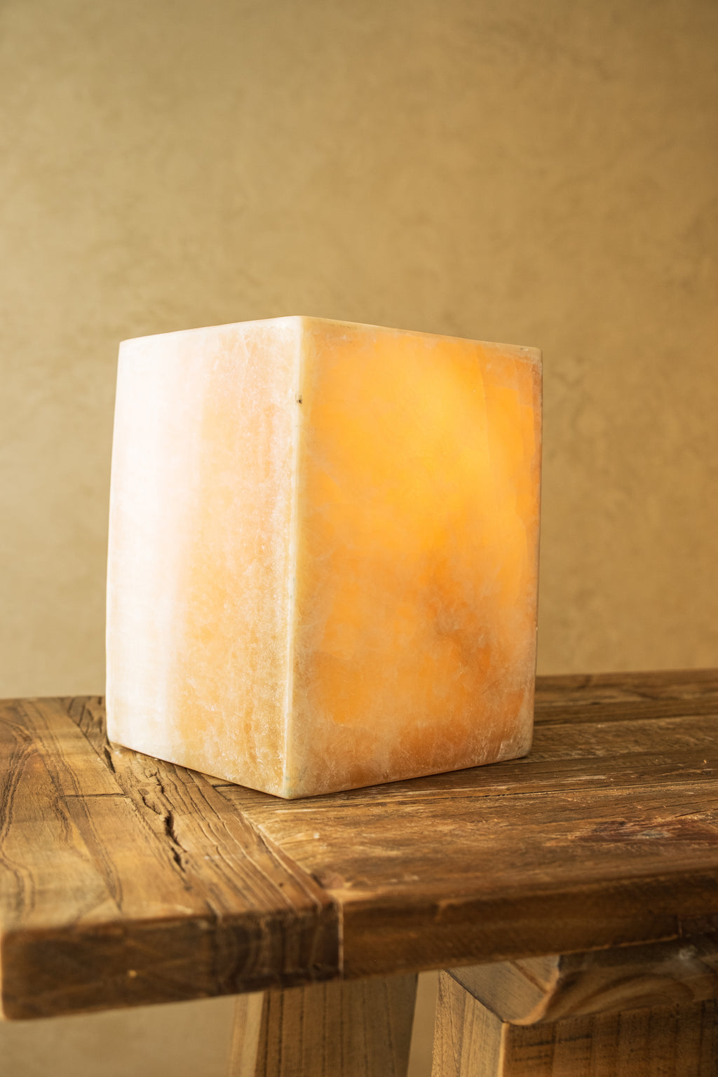 Onyx Square Lamp