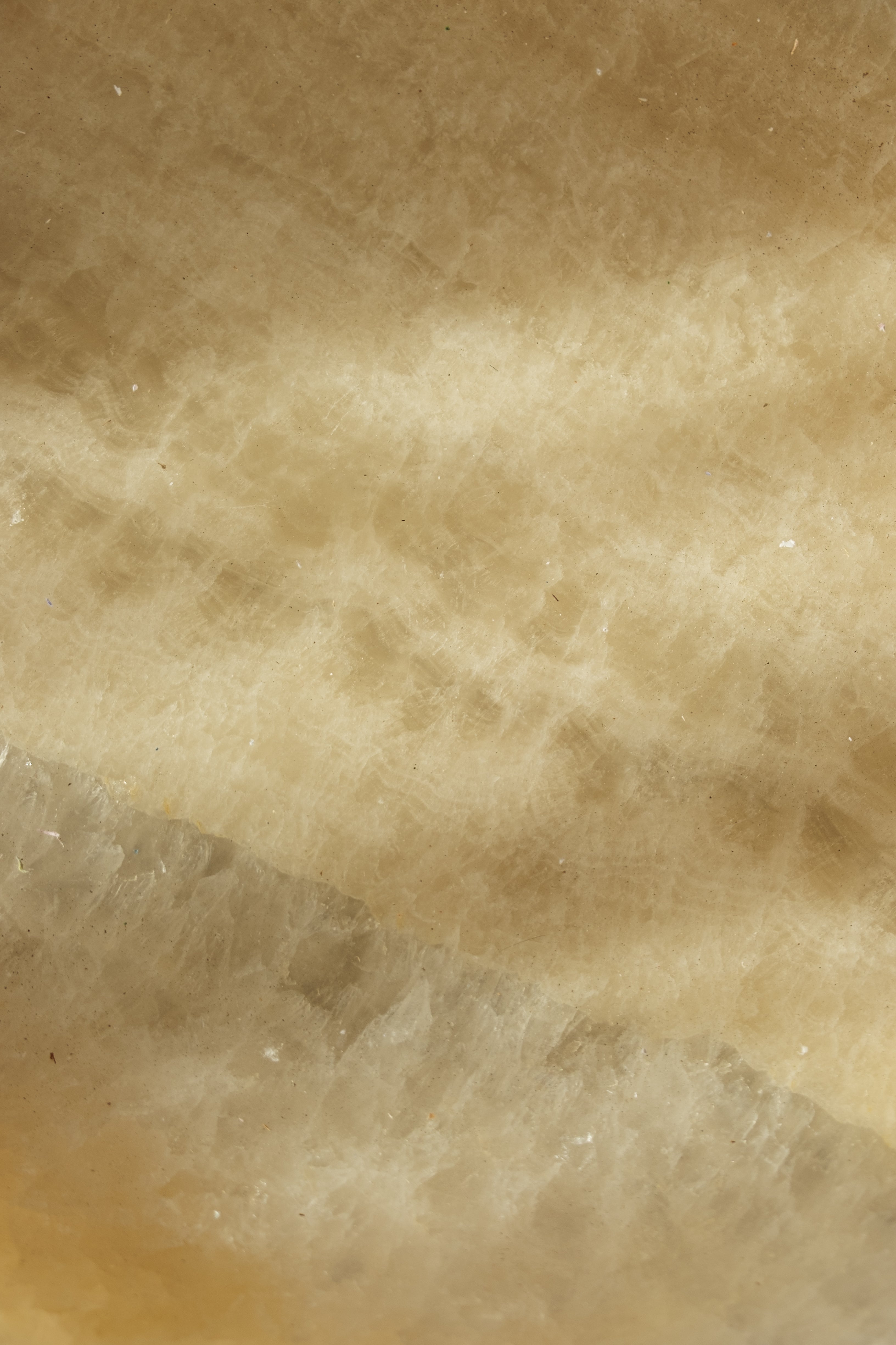 White Onyx Plate – 300 mm