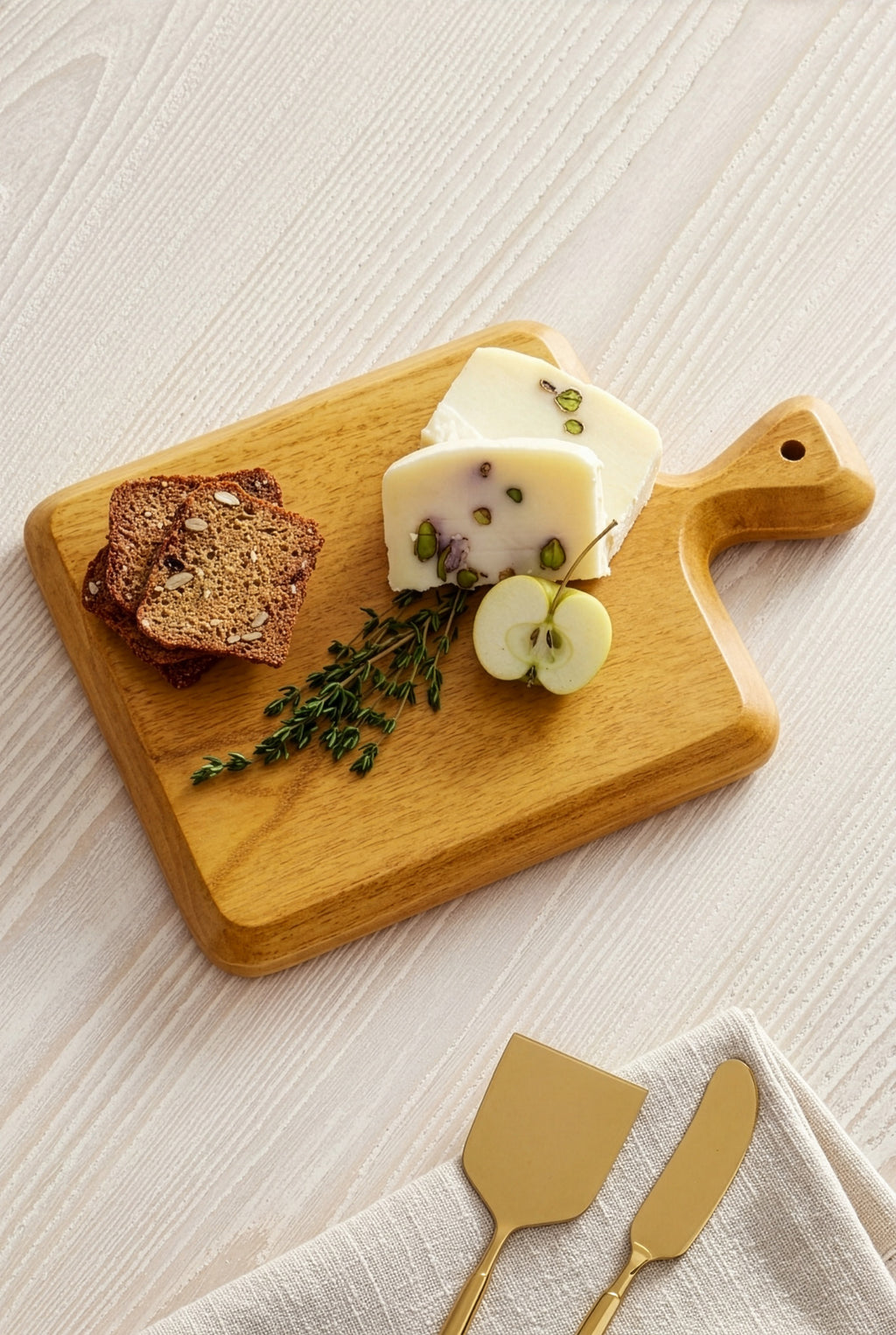 Small Wooden Talenan Chopping Board with Handle