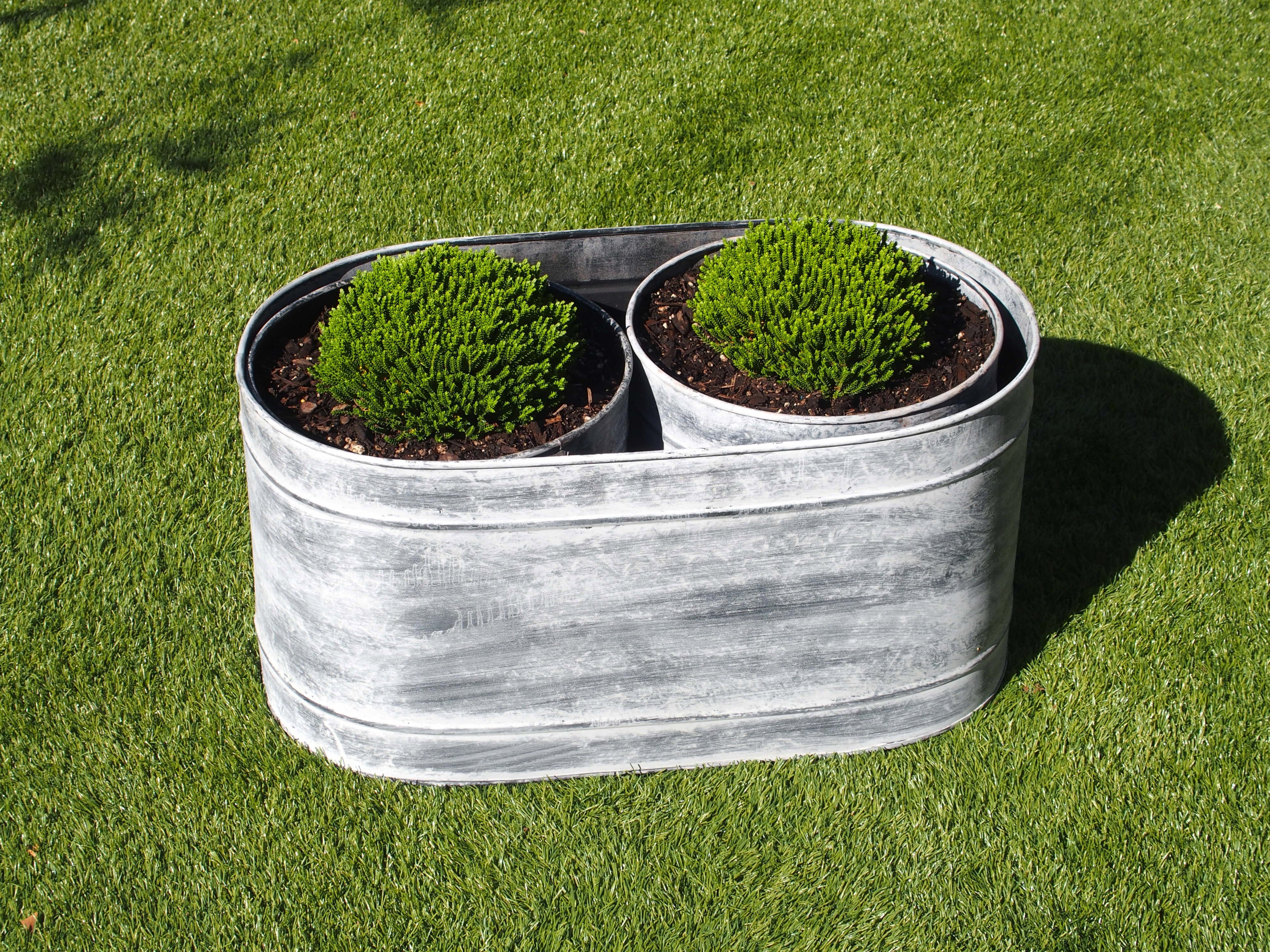 Galvanised Oval/Round Planter (Round)